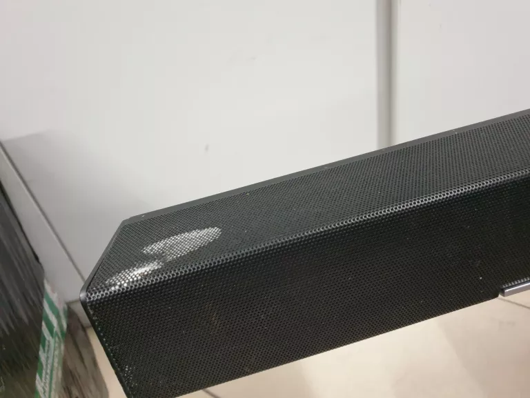 SOUNDBAR GRUNDIG FINEARTS MR 8000