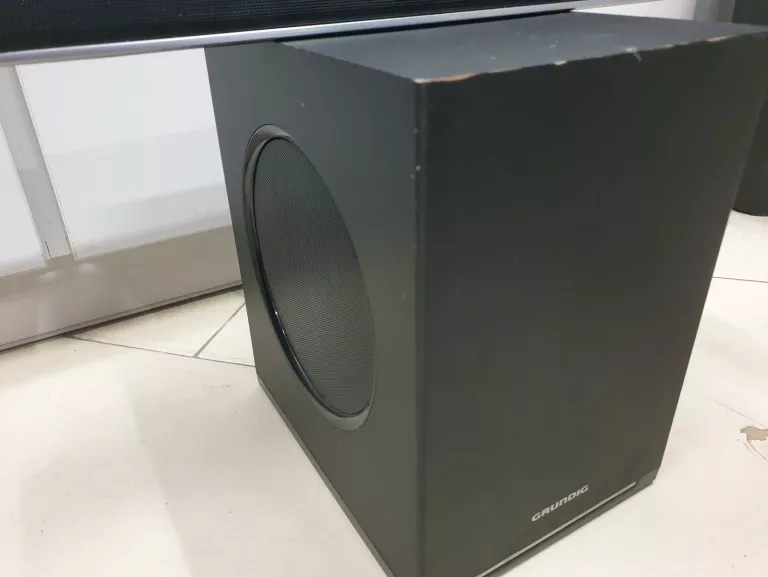 SOUNDBAR GRUNDIG FINEARTS MR 8000