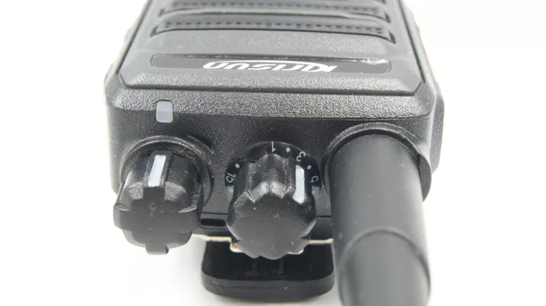 RADIOTELEFON KIRISUN DP405 UHF