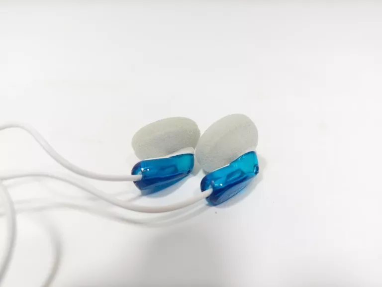 sluchawki-przewodowe-sony-mdr-e9-stan-11323-2