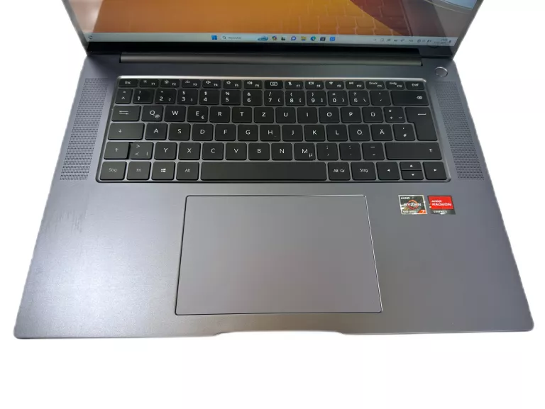 LAPTOP HUAWEI MATEBOOK 16 R7-5800H 16/512GB
