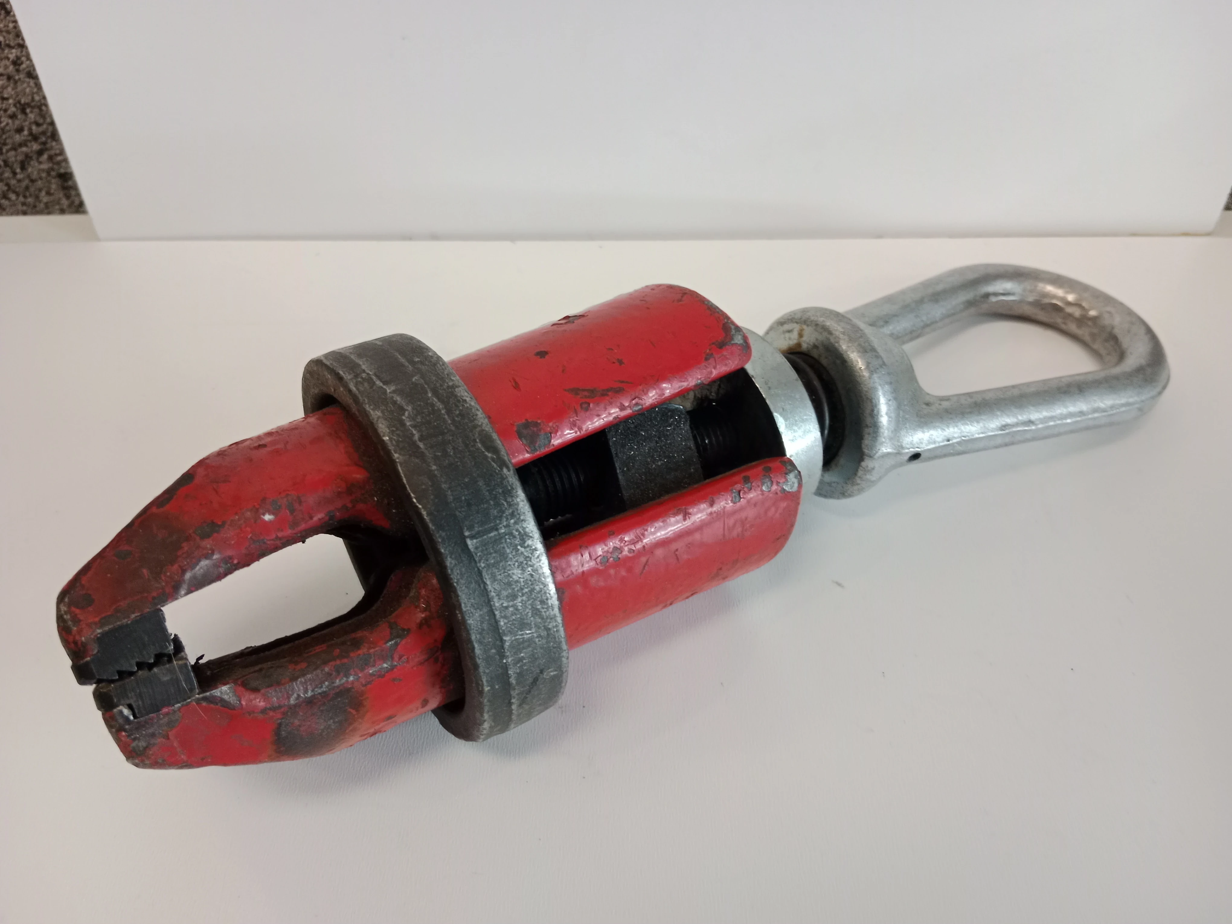 uchwyt-blacharski-samozaciskowy-stan-uzywany