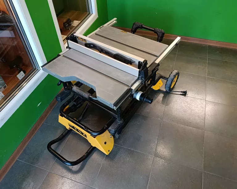 pila-stolowa-dewalt-dwe7492-2000w-stojak-dwe74911-stan-uzywany