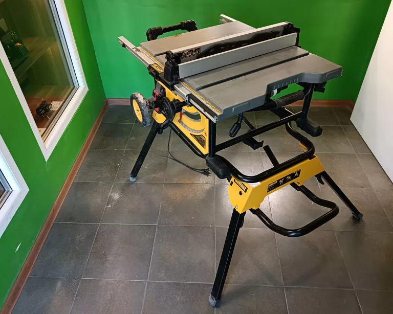 pila-stolowa-dewalt-dwe7492-2000w-stojak-dwe74911-product-id-ed2a0d17-ae88-4665-85ae-33c735d16db8