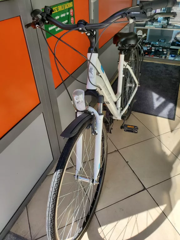 ROWER TREKKINGOWY ROMET GAZELA 1 RAMA 20 CALI KOŁO 28 " BIAŁY