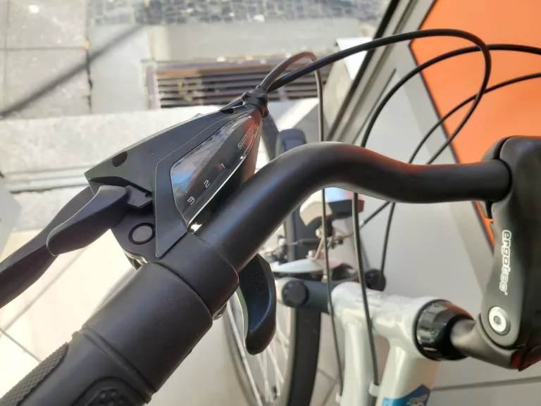 ROWER TREKKINGOWY ROMET GAZELA 1 RAMA 20 CALI KOŁO 28 " BIAŁY