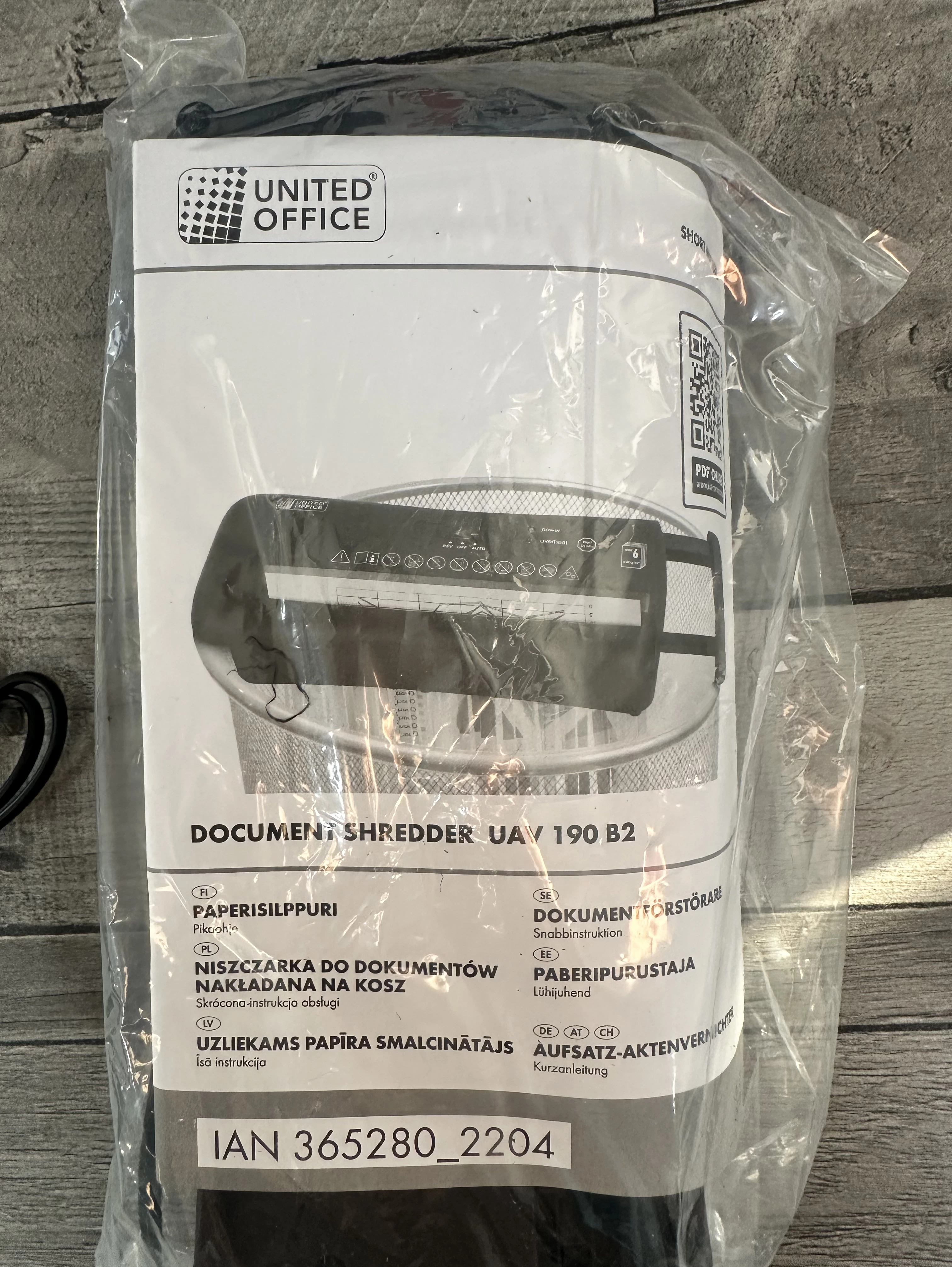 niszczarka-do-dokumentow-nakladana-na-kosz-stan-uzywany