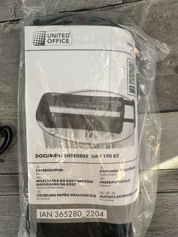 niszczarka-do-dokumentow-nakladana-na-kosz-stan-uzywany