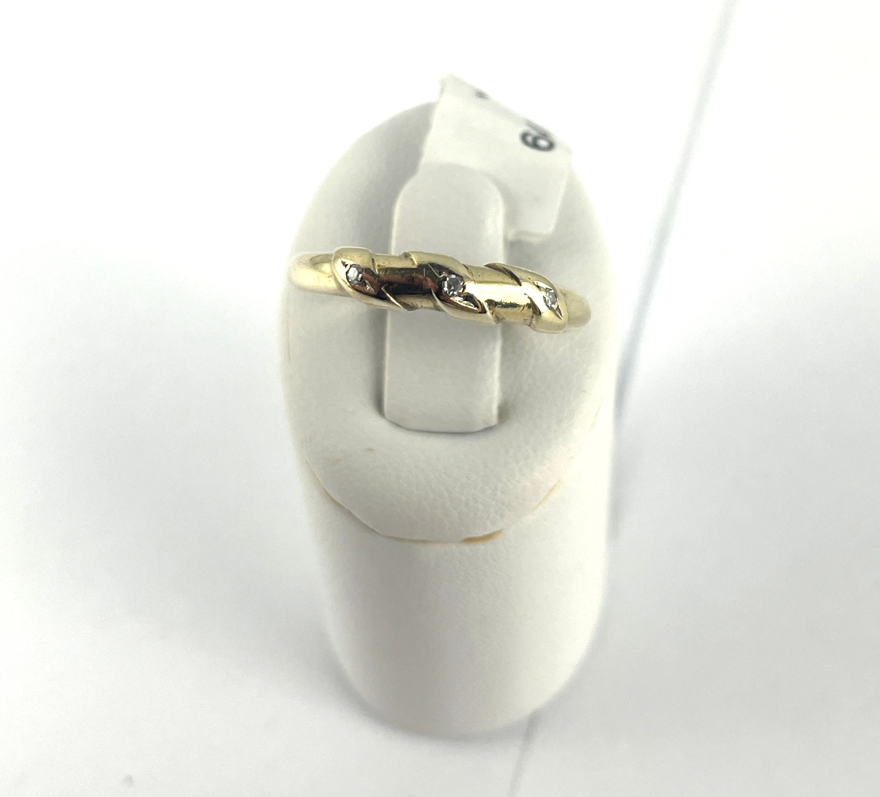 zloty-pierscionek-143g-333-diamenty-certyfikat-r17-stan-11323-2