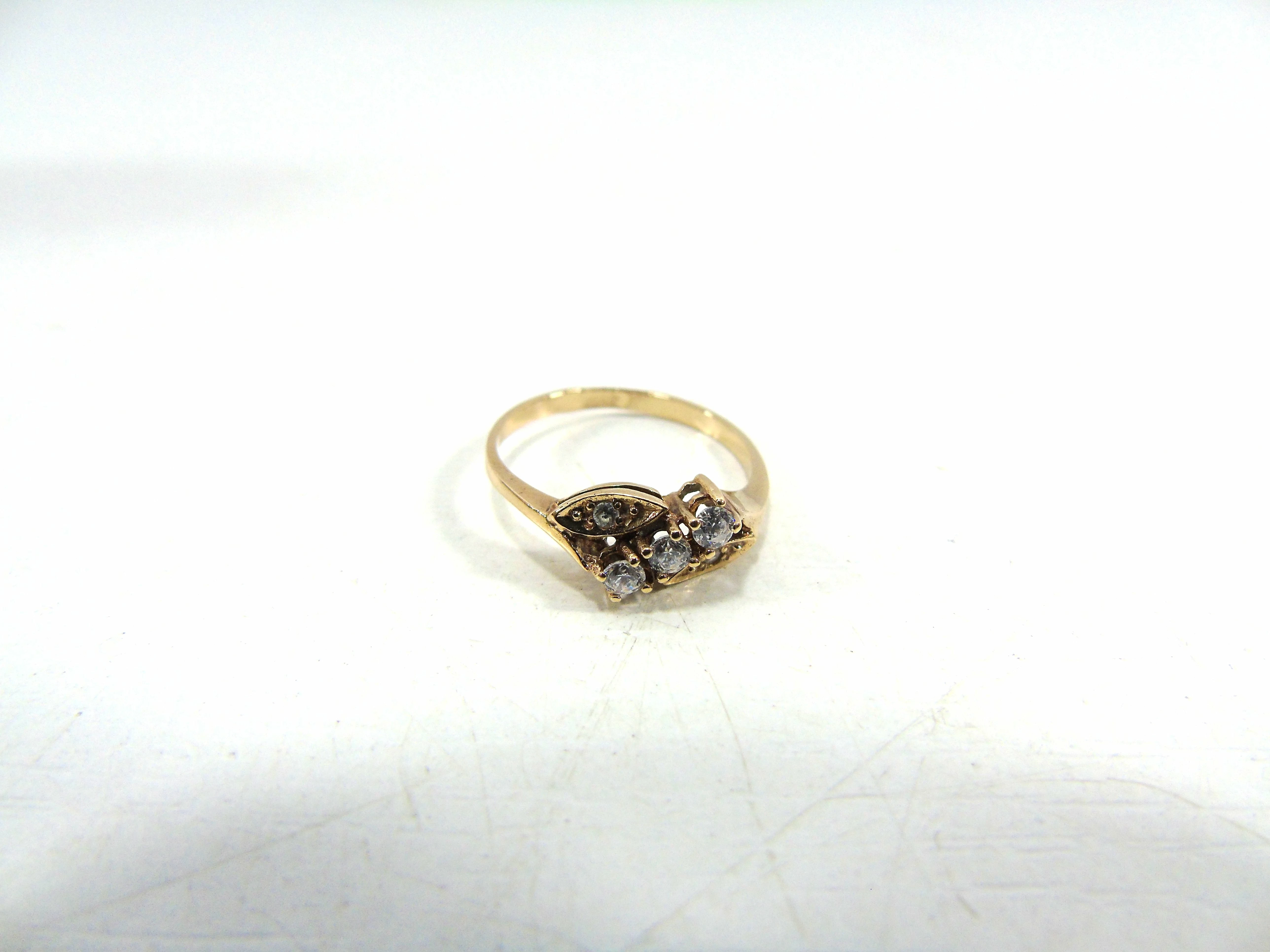 godziwy-zloty-pierscionek-pr585-r14-material-dominujacy-223721-131072