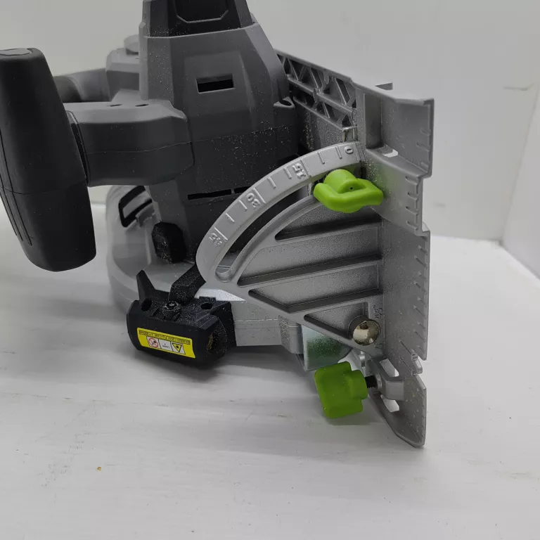 pilarka-tarczowa-lux-tools-a-ks-20150-ladowarka-aku-srednica-otworu-pily-150