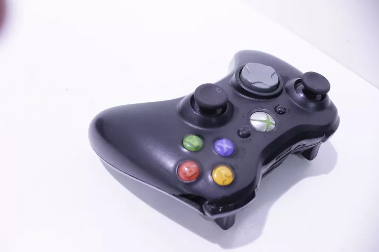 KONSOLA XBOX 360 E 250GB