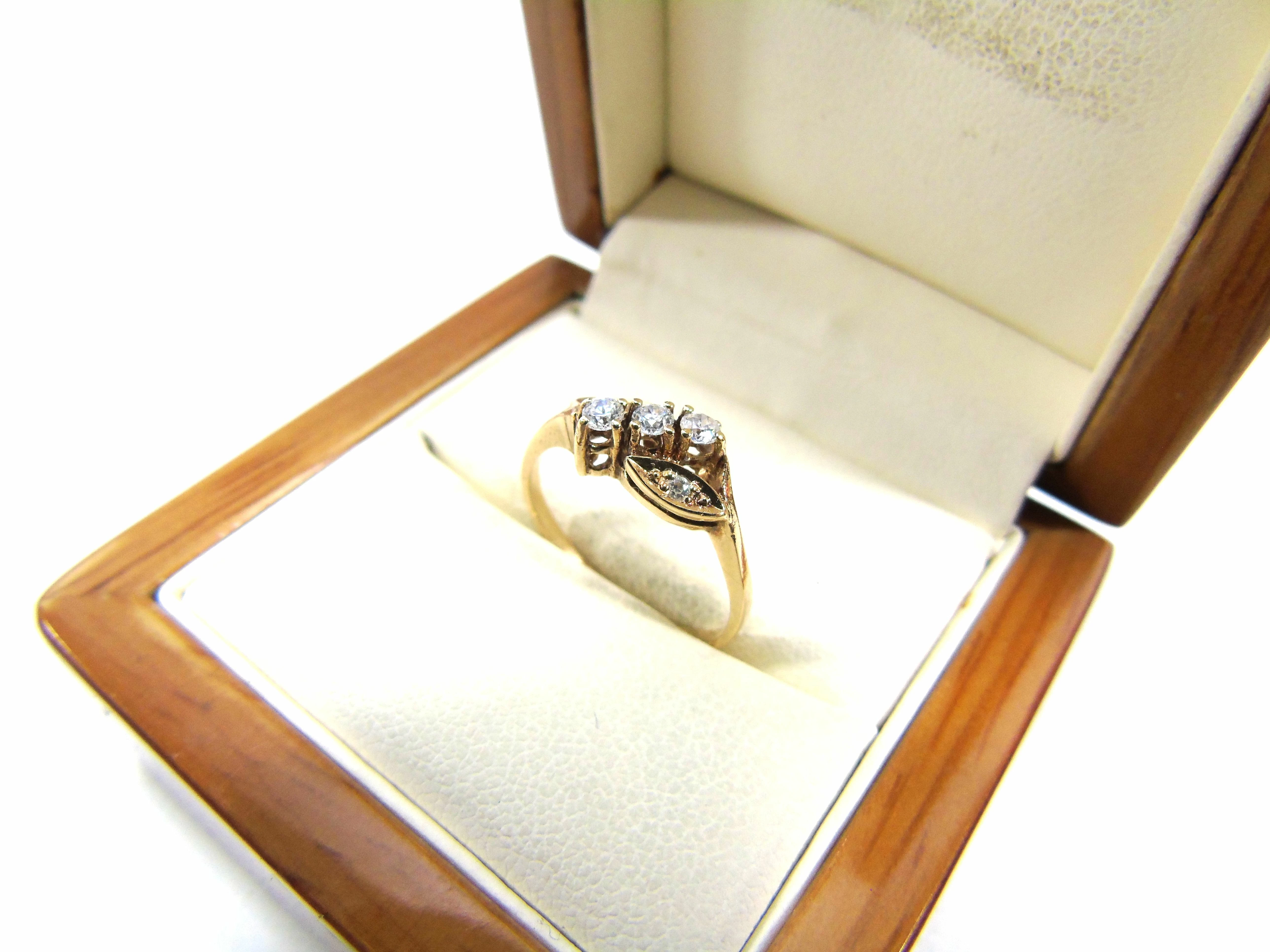 godziwy-zloty-pierscionek-pr585-r14-stan-11323-253806