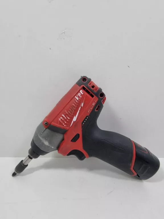 ZESTAW MILWAUKEE WYRZYNARKA M12 JS ZAKRĘTARKA M12 CID WKRETARKA M12 BDDX