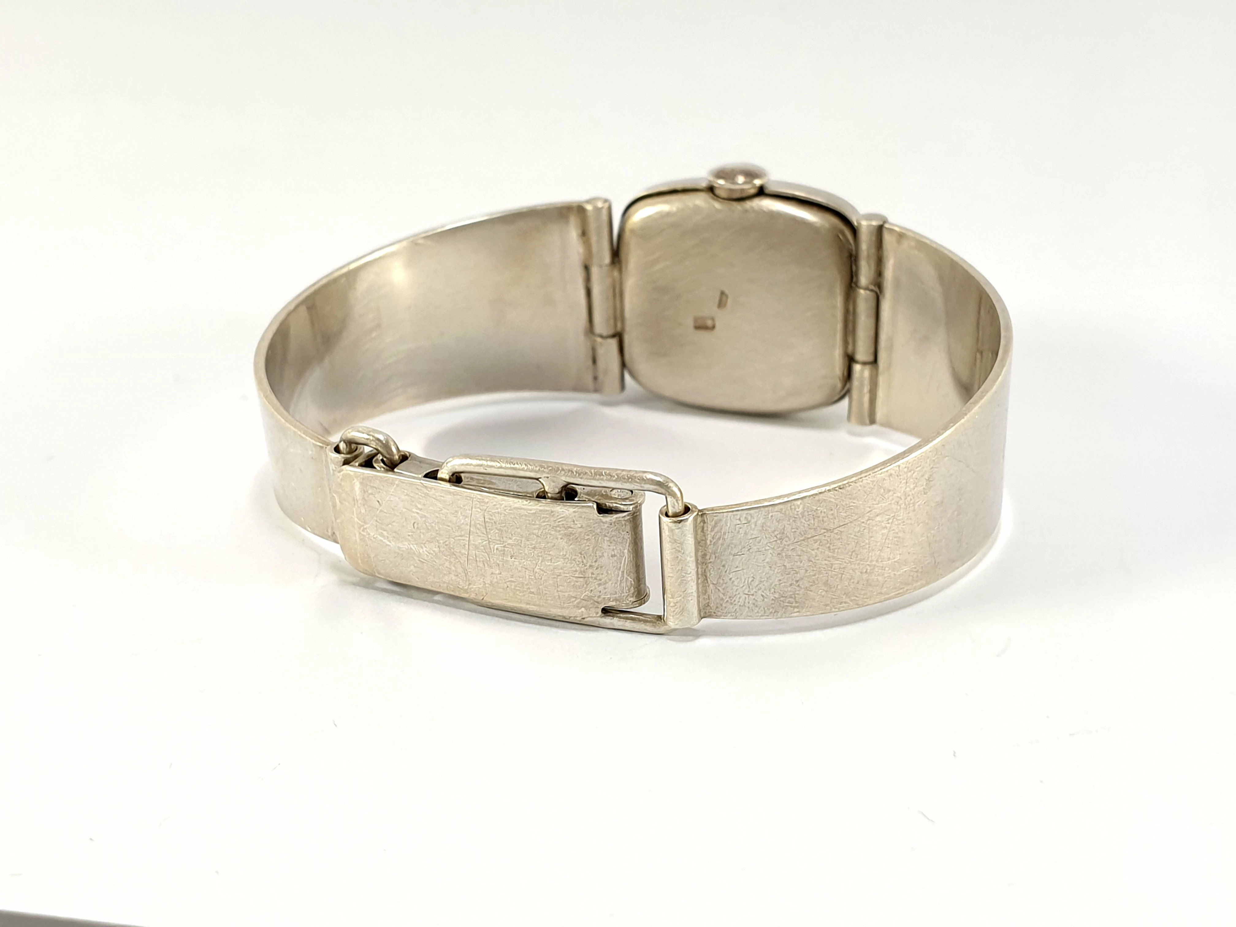 zegarek-damski-osin-srebrny-ag925-38g-bransoleta-mechanizm-kwarcowy