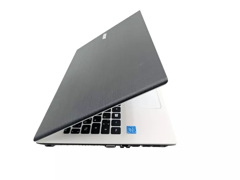 LAPTOP ACER ASPIRE E5-573T-P4YU INTEL 3556U 4GB 1000GB HDD