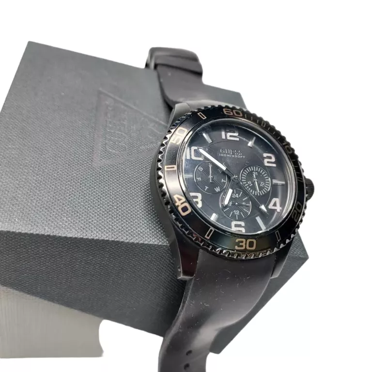 ZEGAREK GUESS W0173G1 POKRETLO DO NAPRAWY