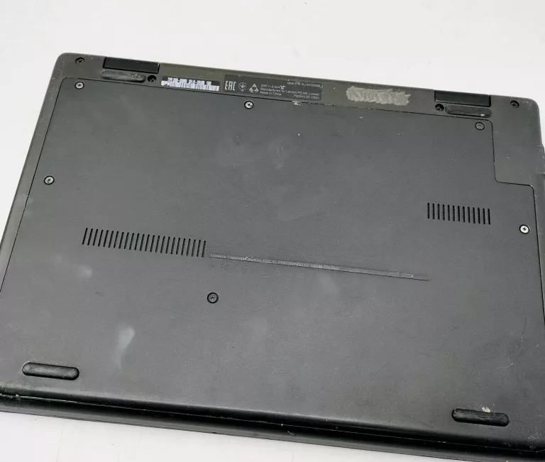 netbook-lenovo-thinkpad-pojemnosc-dysku-240