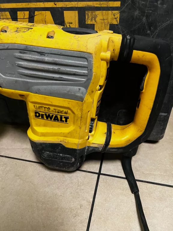 mlot-udarowy-dewalt-d25733-walizka-okazja-kod-producenta-d25733k-qs