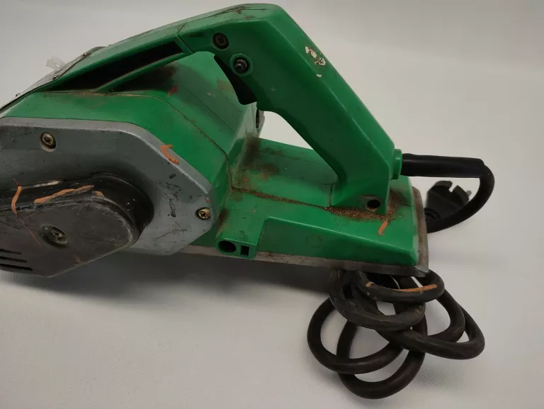 STRUG ELEKTRYCZNY HITACHI F-30A