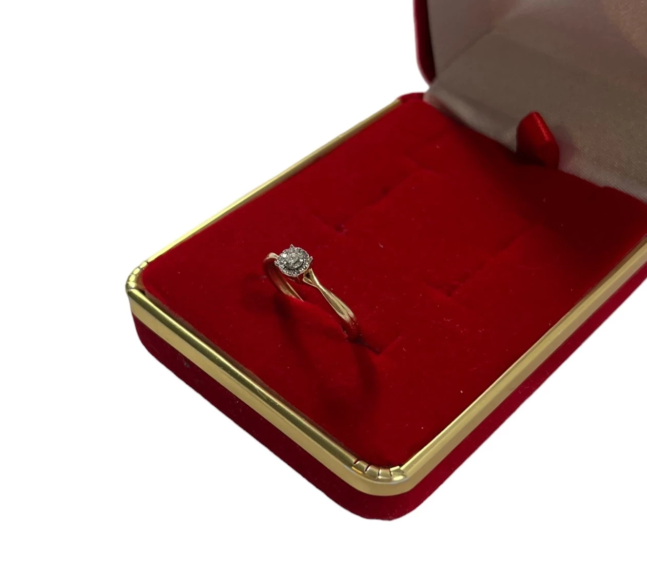 piekny-zloty-pierscionek-z-brylantem-proby-585-r10-marka-inna-marka