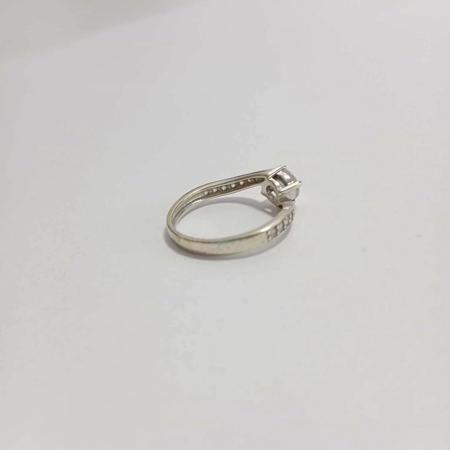 zloty-pierscionek-biale-zlotocyrkoniap-585233-rodzaj-2205-2