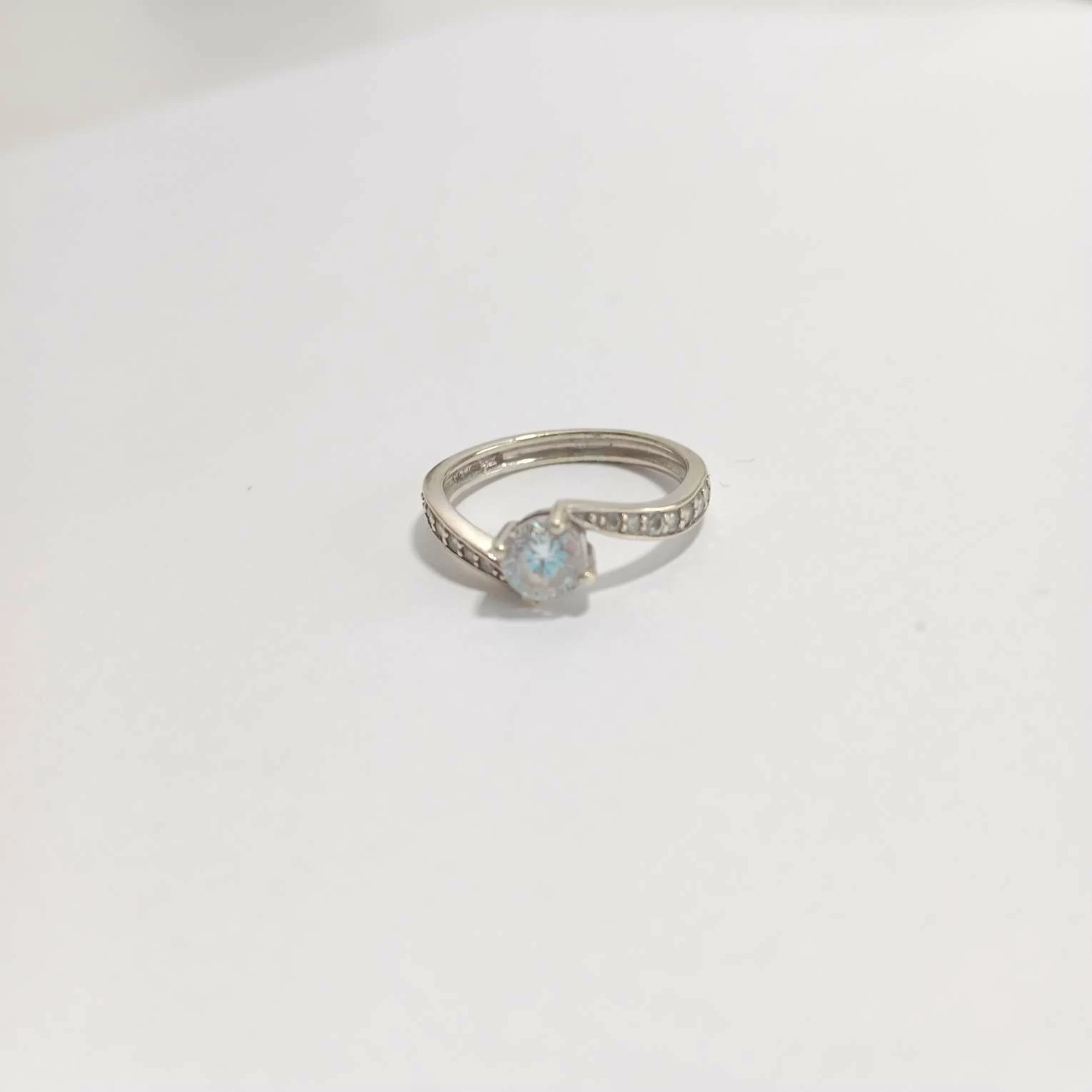 zloty-pierscionek-biale-zlotocyrkoniap-585233-ean-gtin-5900025448069