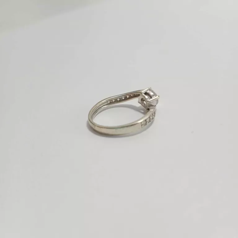 zloty-pierscionek-biale-zlotocyrkoniap-585233-rodzaj-2205-2