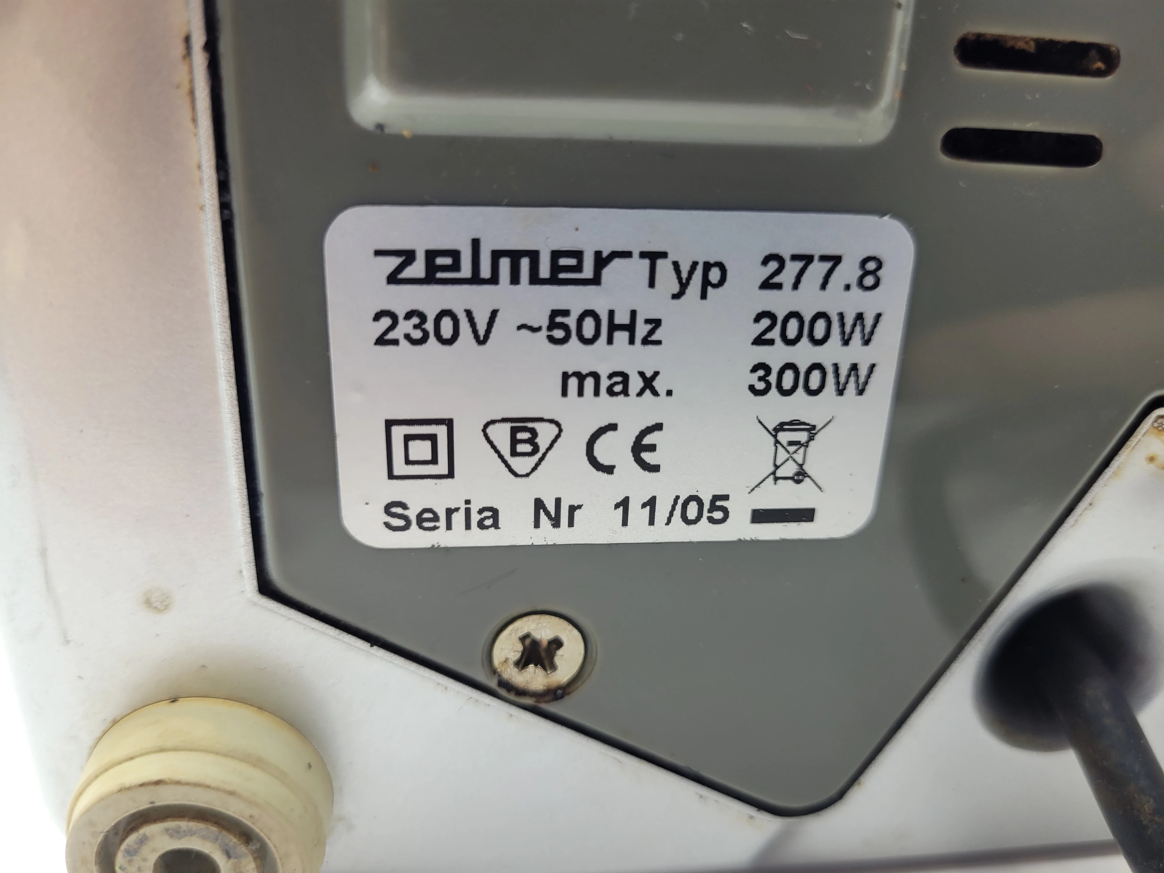 sokowirowka-zelmer-evita-2778-kolor-dominujacy-bialy