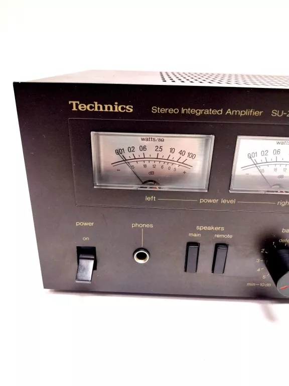 WZMACNIACZ TECHNICS SU-Z2