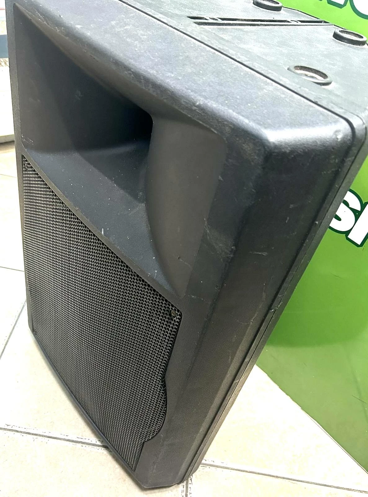 kolumna-estradowa-mv-stan-uzywany