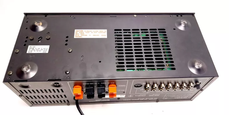 WZMACNIACZ TECHNICS SU-Z2