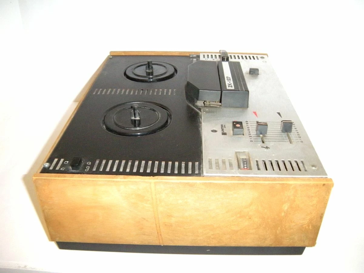 magnetofon-szpulowy-unitra-zk-127-targowa-7-leczna