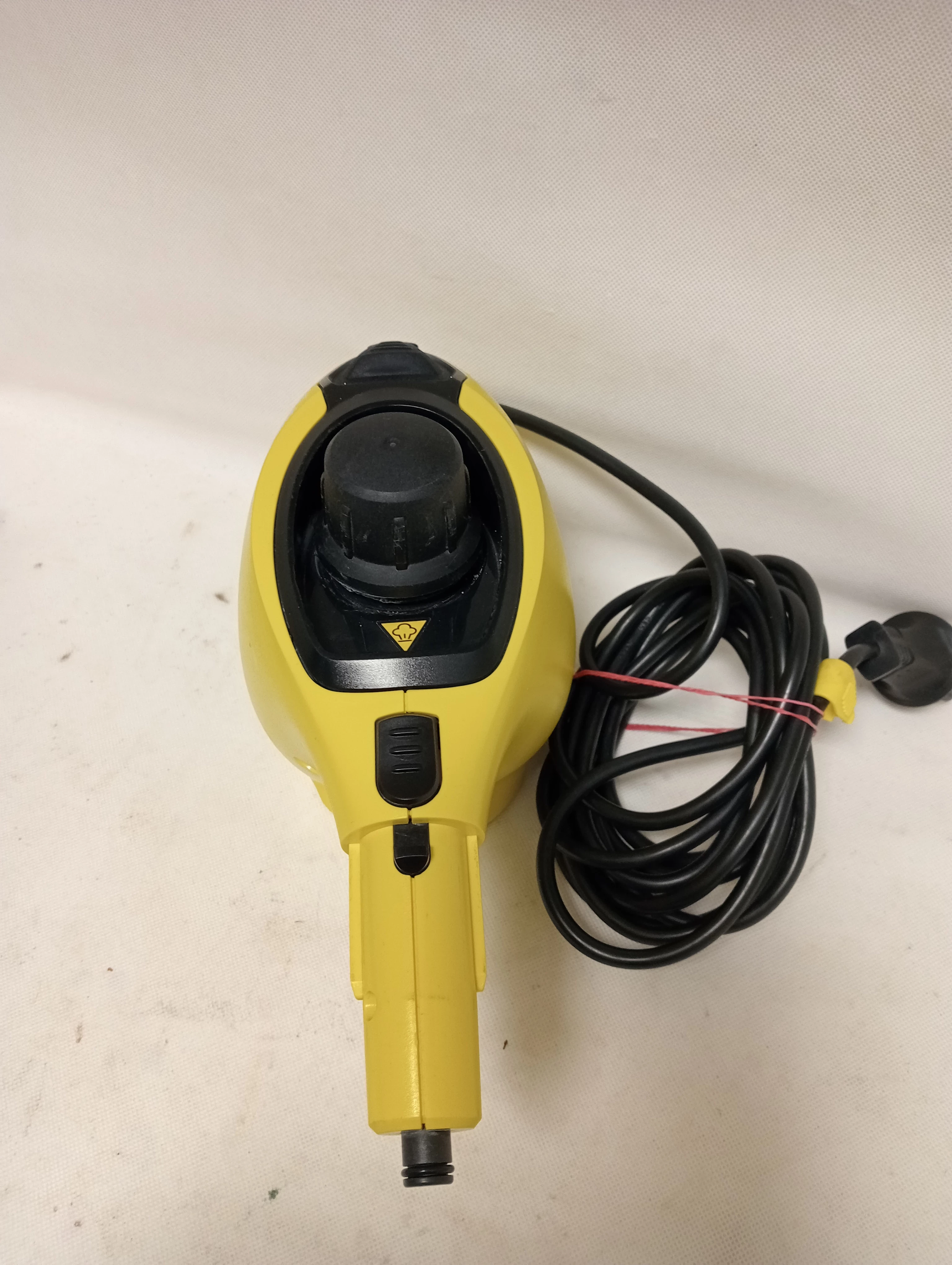 parownica-karcher-sc-1-parowy-1200w-6-koncowek-i-siateczka-moc-120000