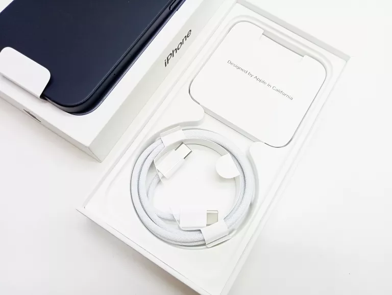 telefon-apple-iphone-15-128gb-czarny-kod-producenta-mtp03pxa