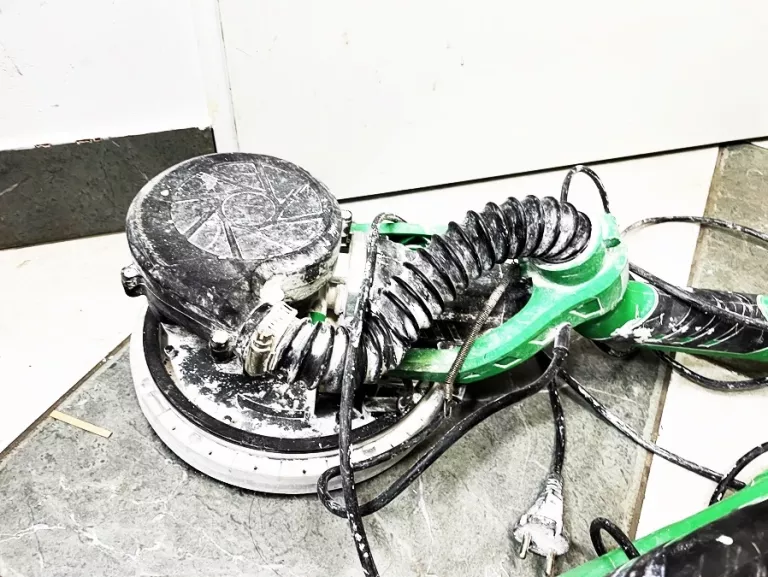 szlifierka-do-gipsu-blank-hagen-rodzaj-zasilania-sieciowe