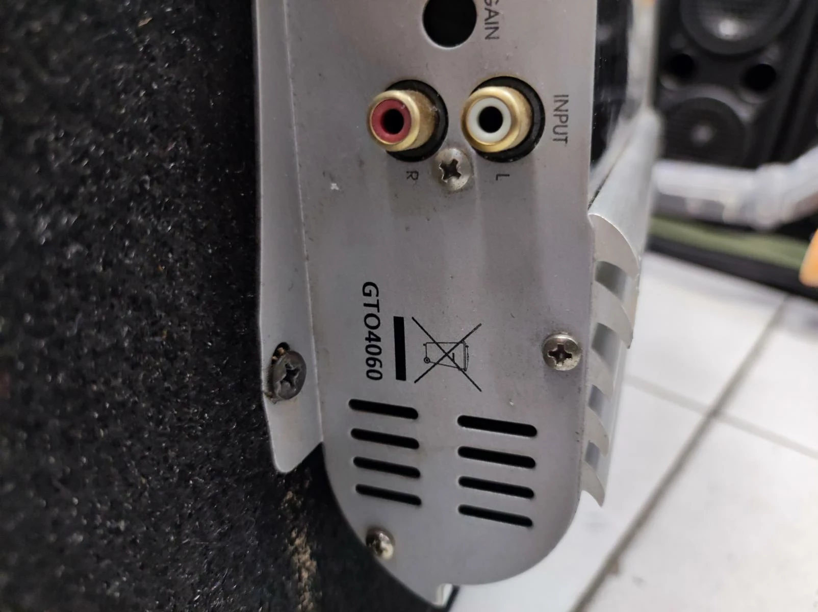 skrzynia-basowa-jbl-gt-1204bp-wzmacniacz-jbl-gt04060-marka-jbl