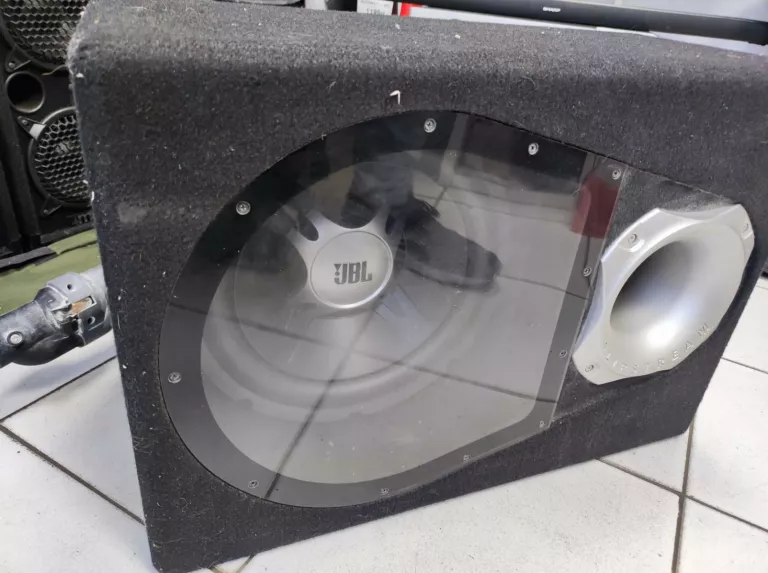 skrzynia-basowa-jbl-gt-1204bp-wzmacniacz-jbl-gt04060-marka-jbl