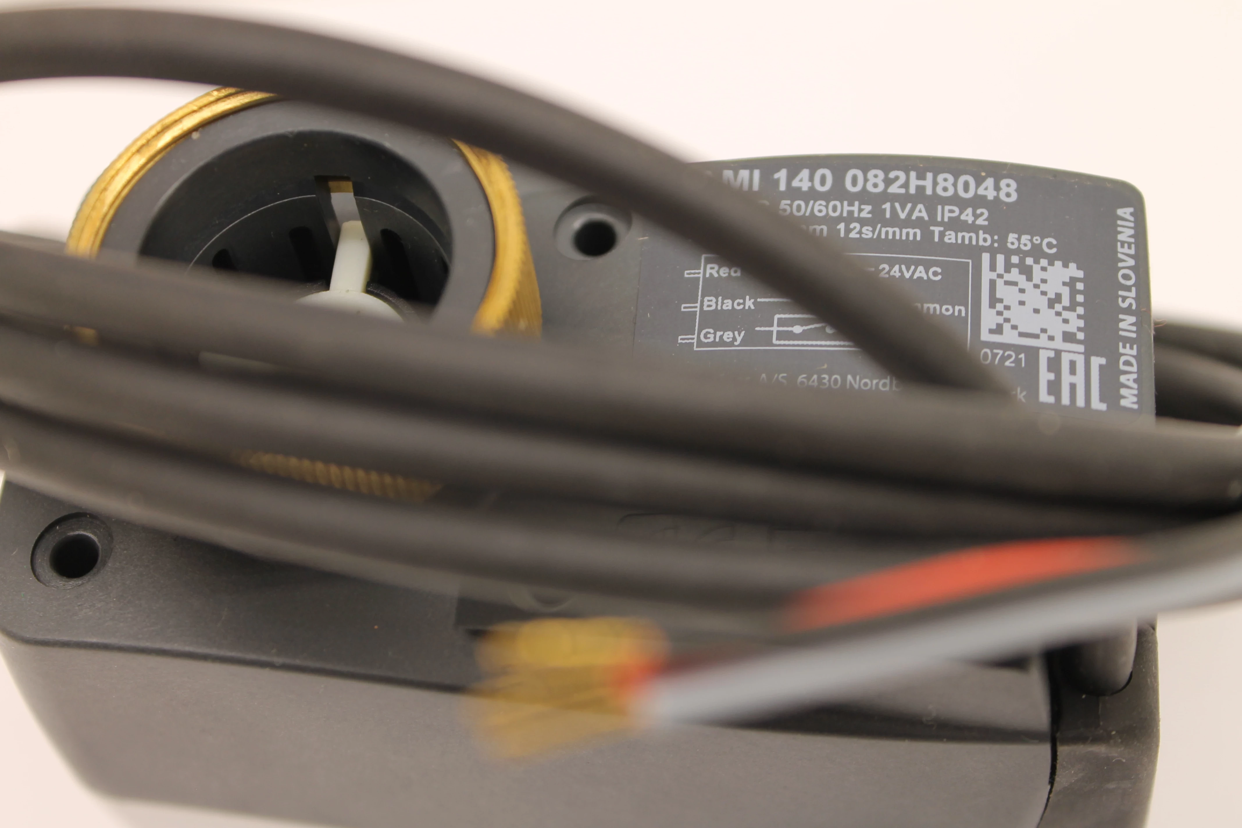 silownik-sterowany-sygnalem-2-punktowym-ami-140-marka-danfoss