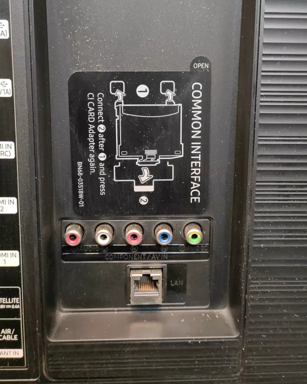 telewizor-samsung-ue55ru7172u-komplet-kod-producenta-ue55ru7172