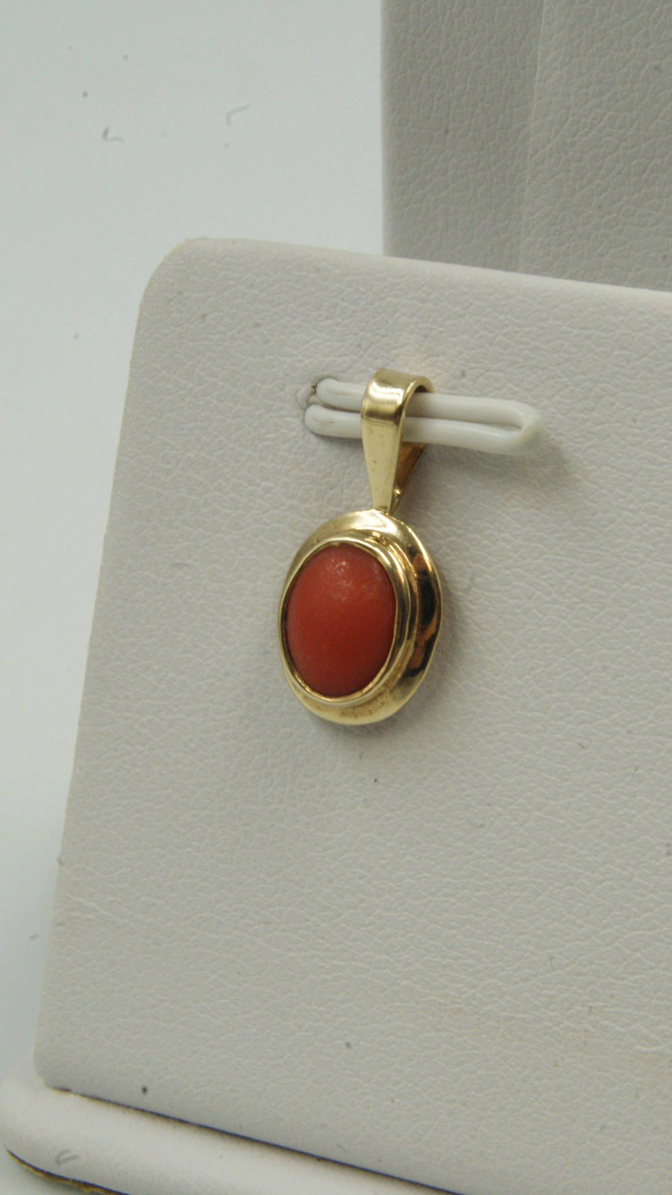 zestaw-zlote-kolczyki-i-zawieszka-z-koralem-247g-333-kod-producenta-9375621054