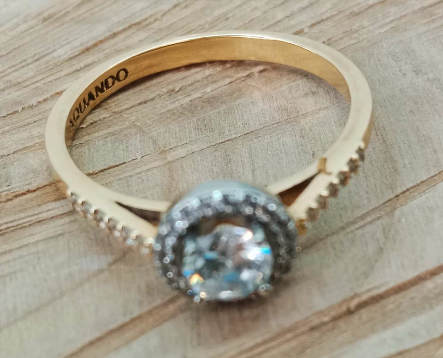 zloty-pierscionek-wiele-cyrkonii-31g-p-585-material-15835-2