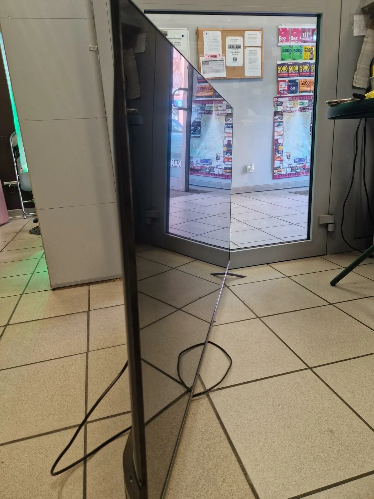 telewizor-smart-tv-tcl-55c635-qled-4k-55-klasa-efektywnosci-energetycznej-stara-klasyfikacja-dla-produktow-uzywanych