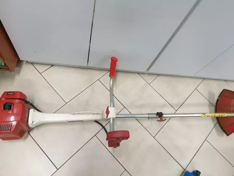 KOSA PODKASZARKA SPALINOWA NAC BP520-30KA-T