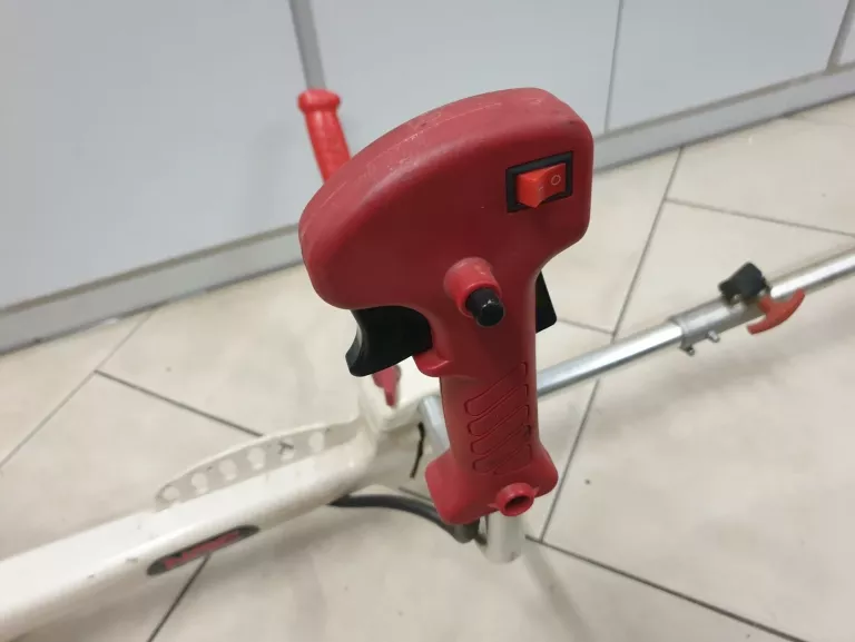 KOSA PODKASZARKA SPALINOWA NAC BP520-30KA-T