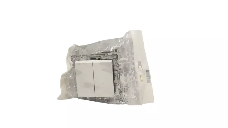 WYŁĄCZNIK PODWÓJNY PODTYNKOWY HAGER BIAŁY WL0040