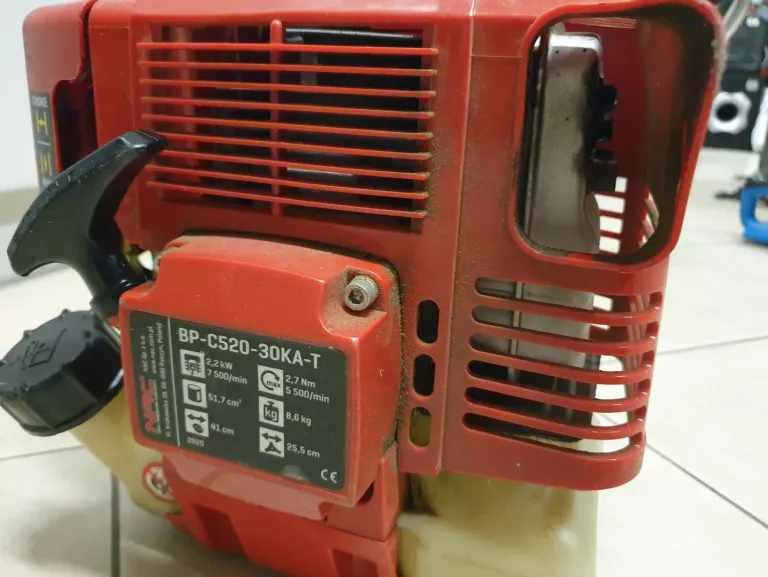 KOSA PODKASZARKA SPALINOWA NAC BP520-30KA-T