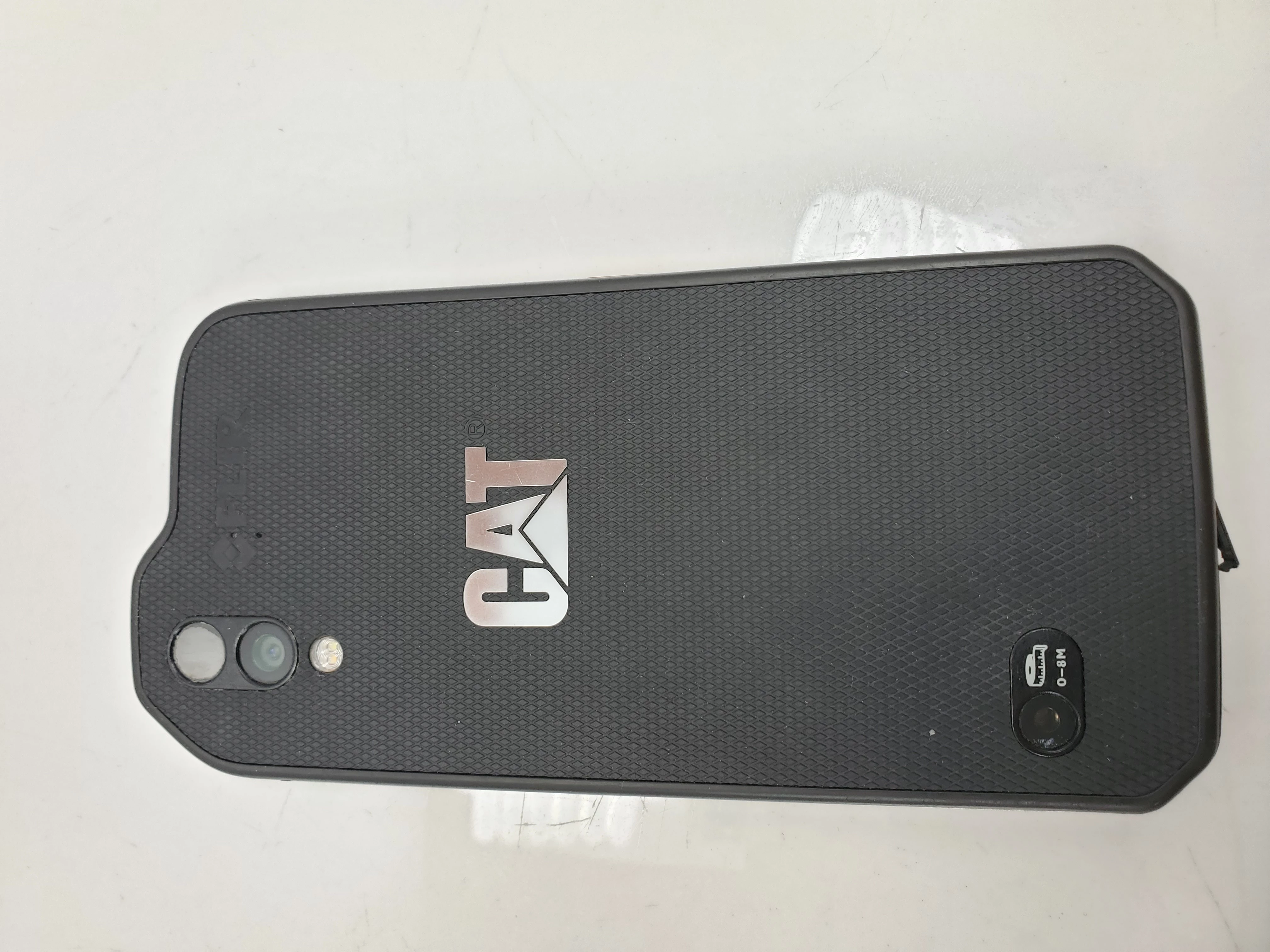 odporny-smartfon-z-kamera-termowizyjna-cat-s61-4500ah-ip68-dalmierz-kolor-czarny