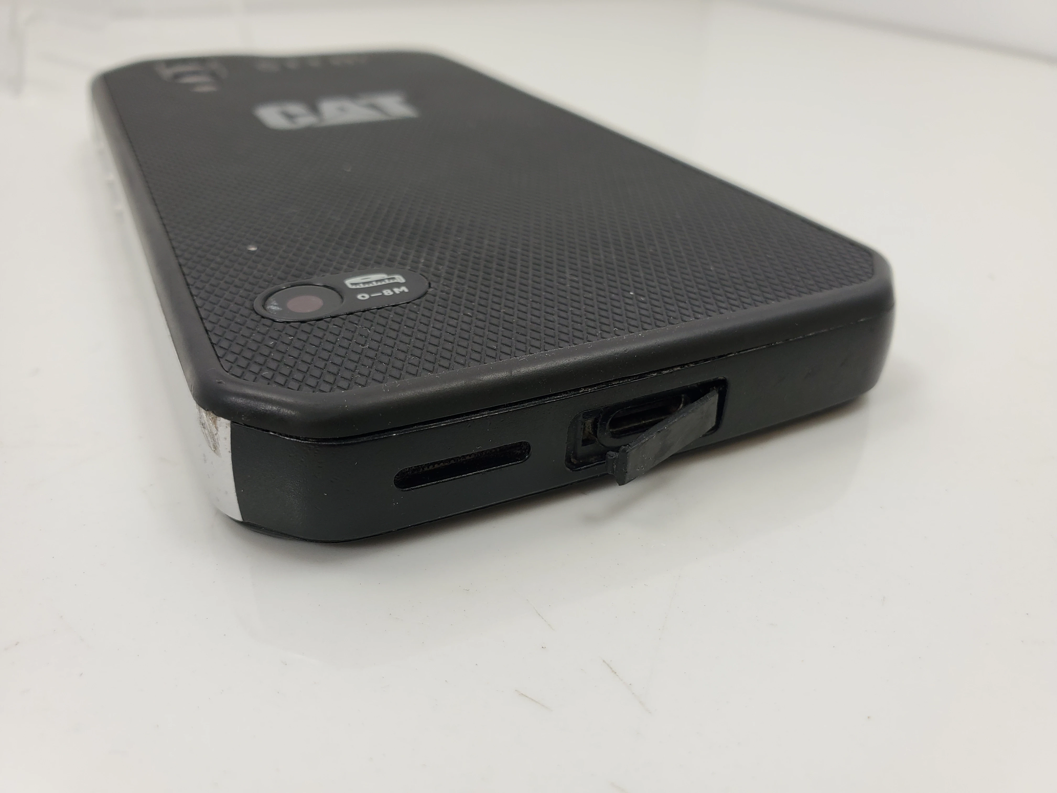 odporny-smartfon-z-kamera-termowizyjna-cat-s61-4500ah-ip68-dalmierz-ean-gtin-8594156951245