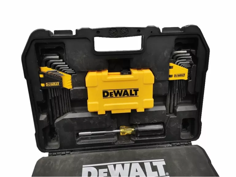 ZESTAW NARZĘDZIOWY DEWALT DWMT73801 108 EL.